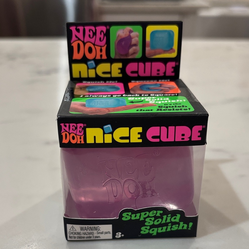 Nice Cube Super Solid Squish - Pink